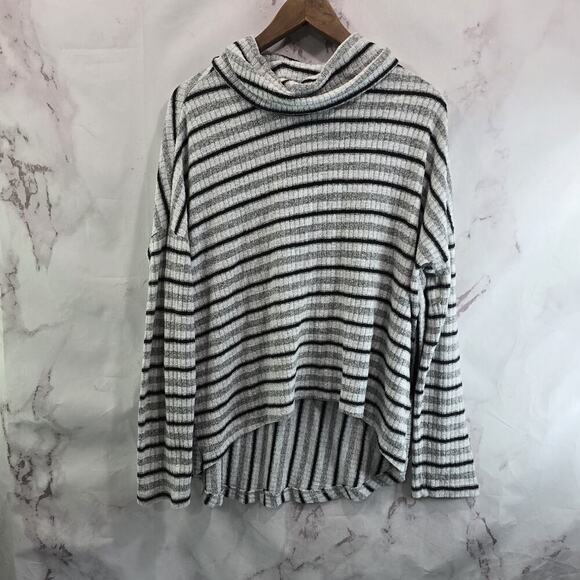 Saturday Sunday Shirt Women Medium Gray Black Striped Cowl Turtleneck Swing Low - Picture 1 of 10
